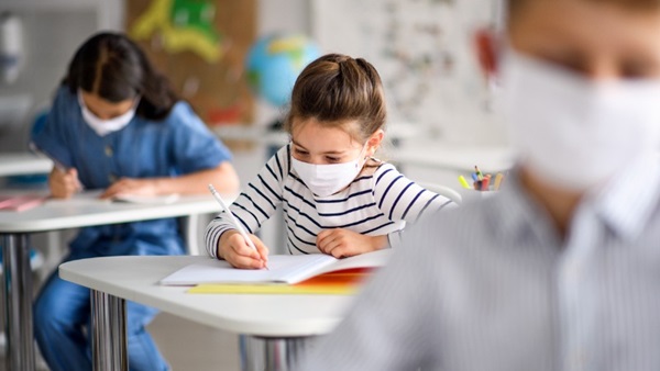 masque-enfant-ecole-virus